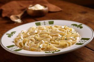 Fettuccine Alfredo – Olive Garden México
